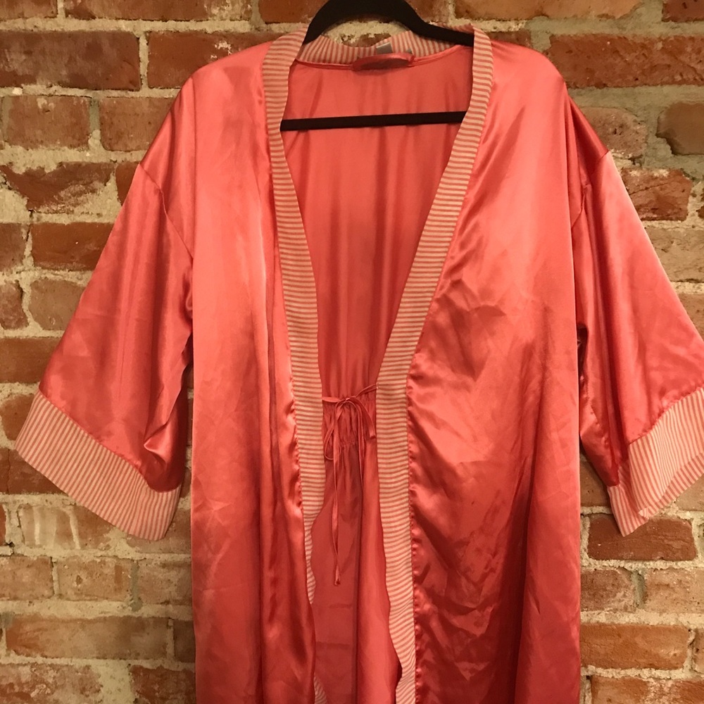 Light pink robe